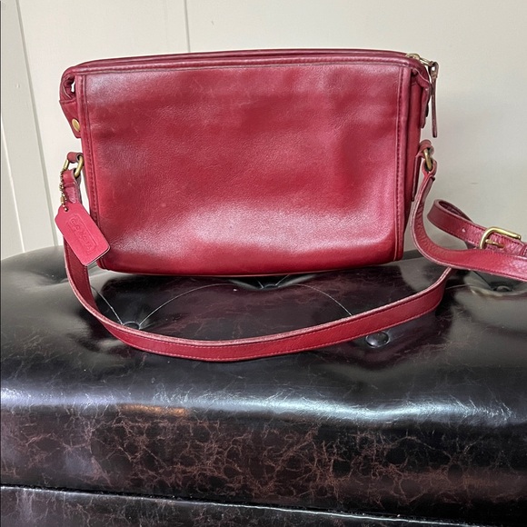 Vintage Coach Taylor Bag Style No. 9944 - Picture 1 of 12
